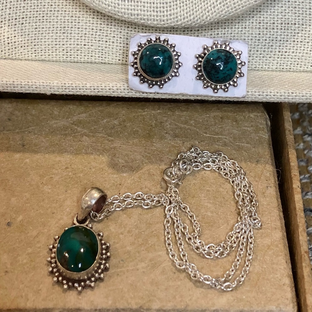 Sterling Silver Granulated Green Malachite Pendant Necklace and Earrings Set